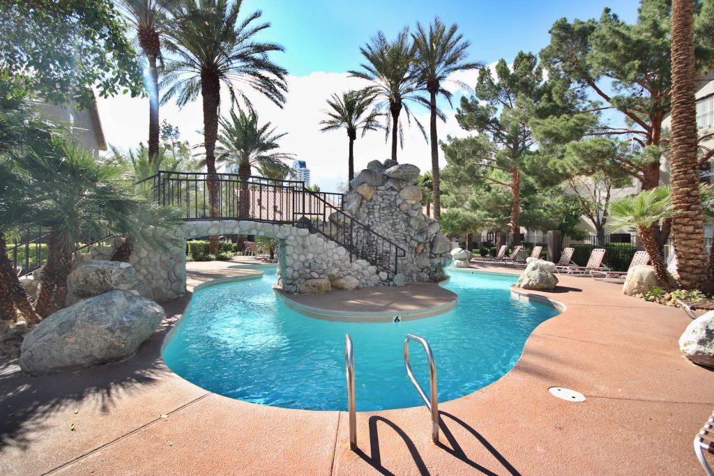 Flamingo Palms Villas