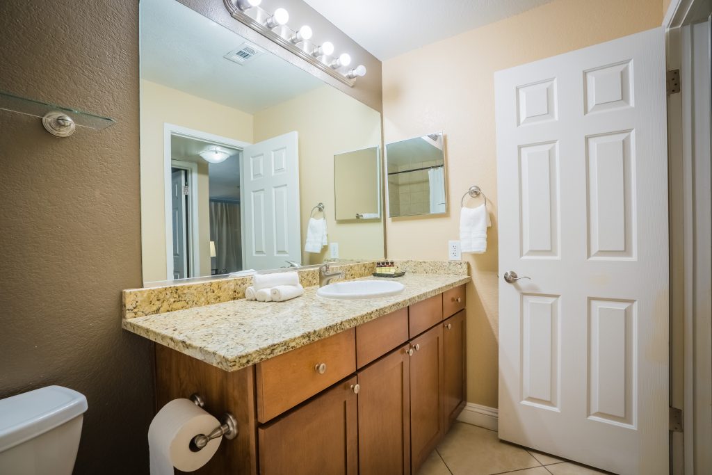 4200-S-Valley-View-Blvd-702Housing-Aviator-14