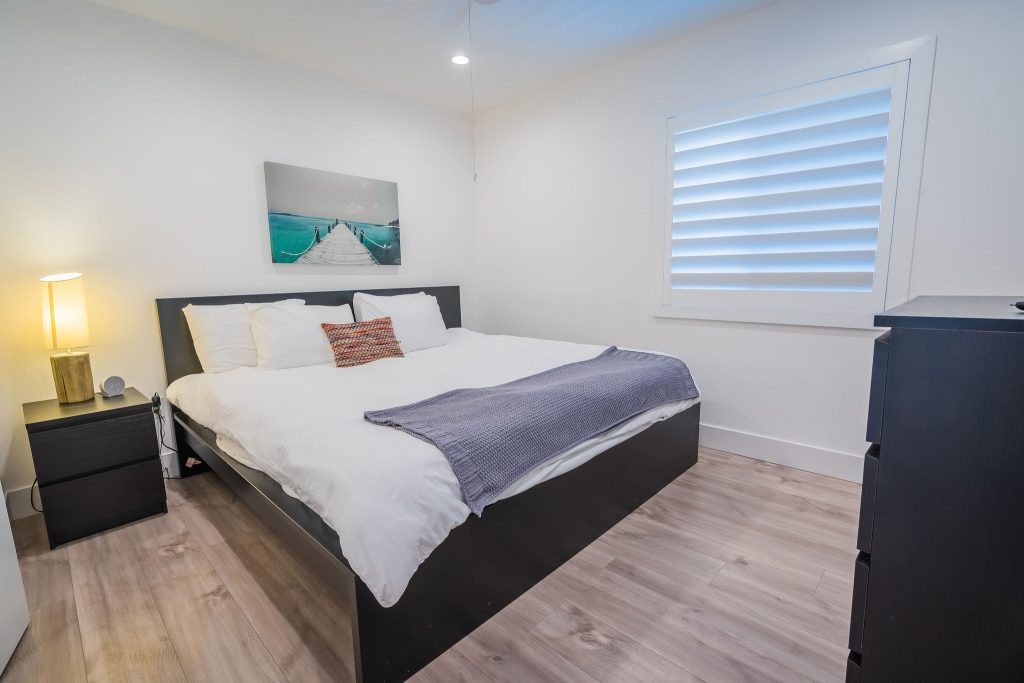 702 Housing – Luna – Bedroom2