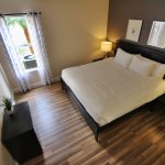 HDRtist HDR – http://www.ohanaware.com/hdrtist/