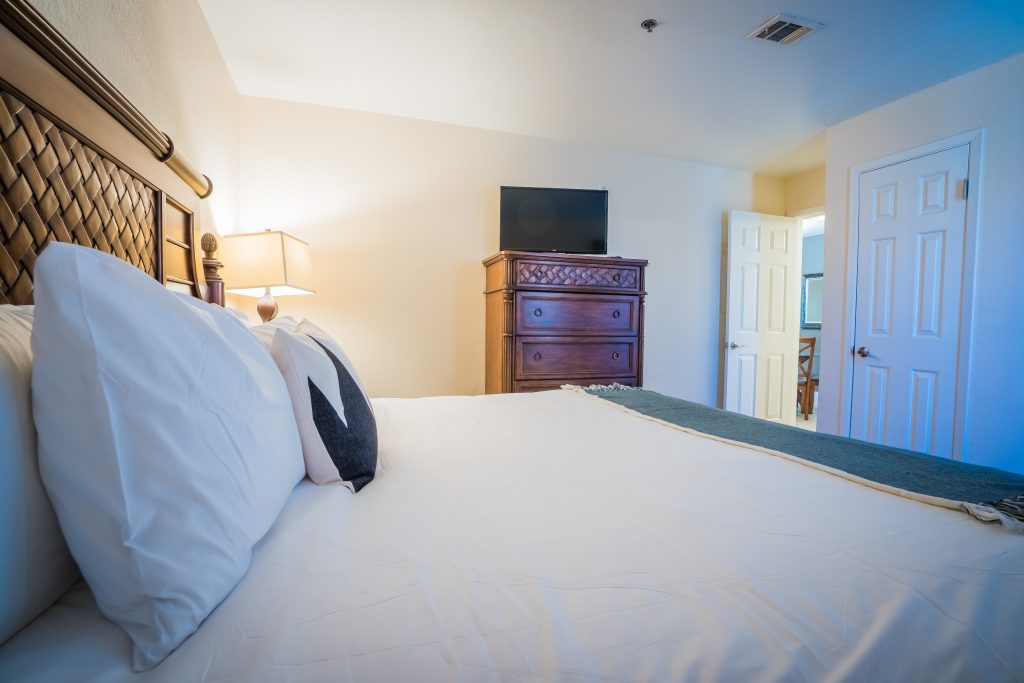 4200-S-Valley-View-Blvd-702Housing-ParkPlace-10