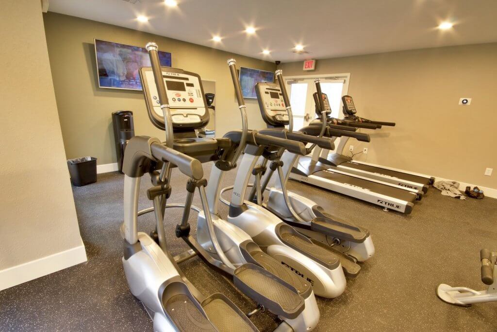 IMG_5683,-IMG_5684,-IMG_5685-compressor