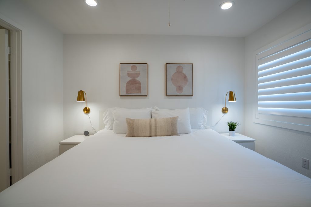 2022-06-07-7885-W-Flamingo-Rd-Unit-1040-Las-Vegas-Real-Estate-Photography-Vik-Chohan-Photography-Photo-Booth-Client-45