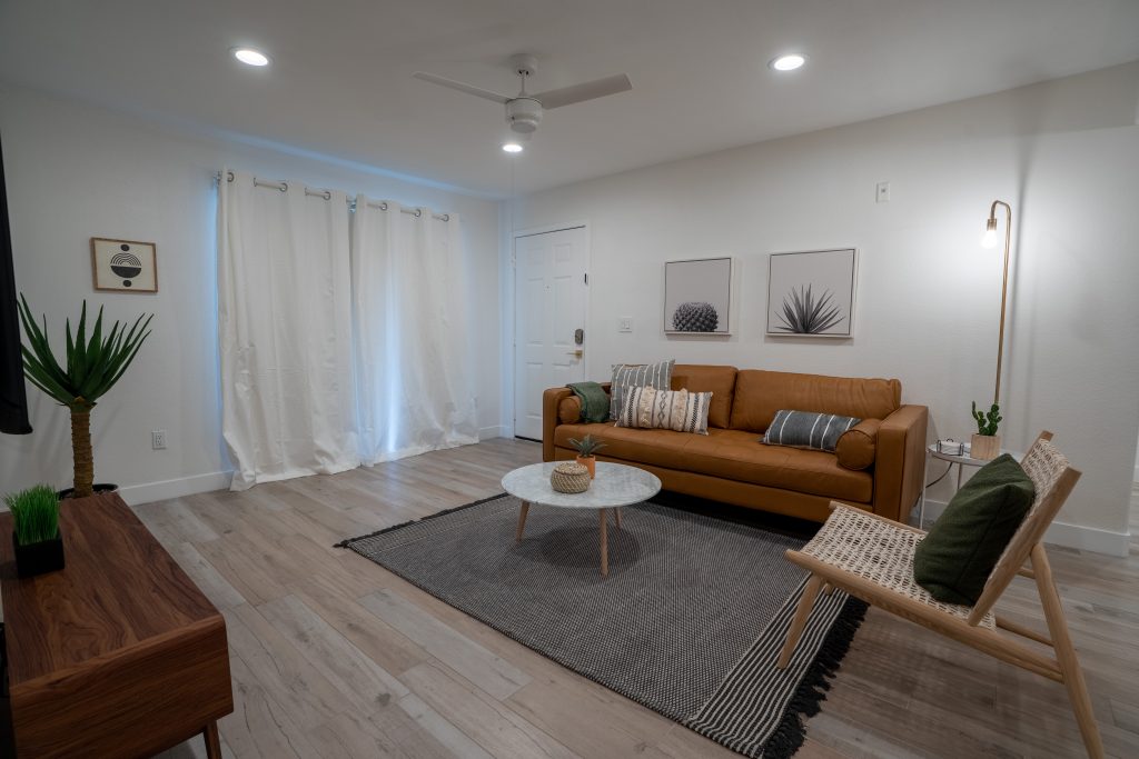 Avanti 702 Housing Living Room 2